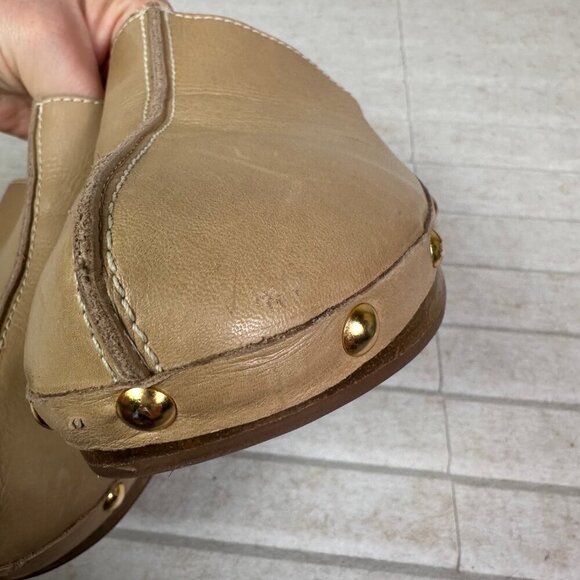 Bird of Flight Studded Mules Clogs Taupe Leather Wooden Soles Sz 7.5 - Cottage - Picture 6 of 7
